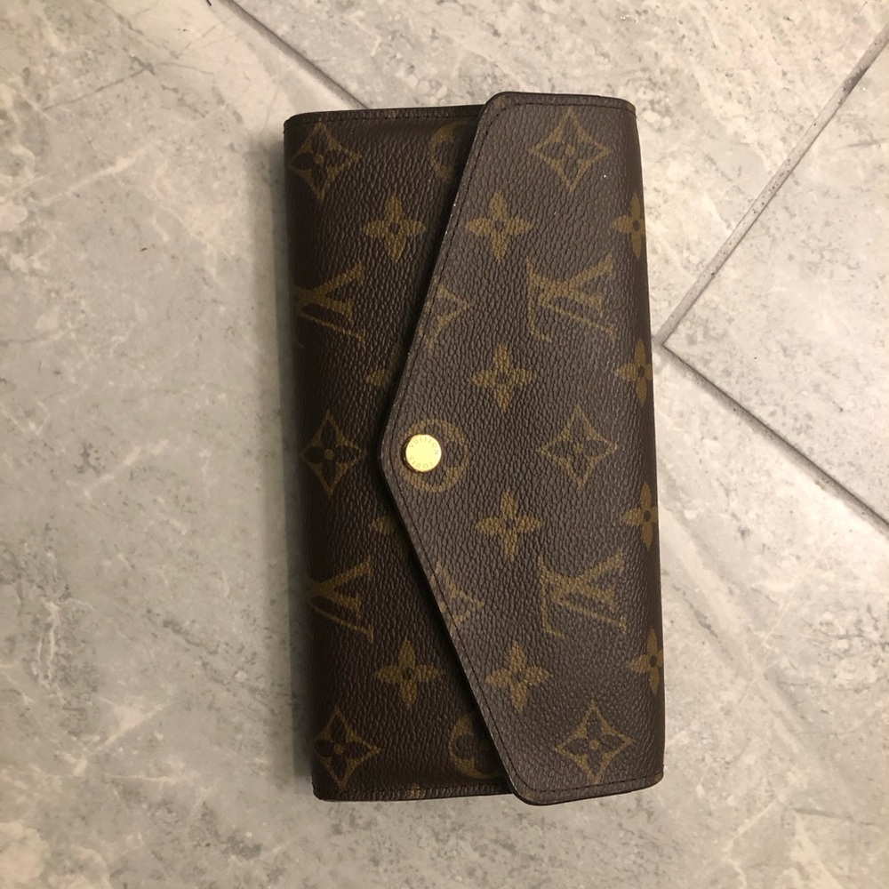 lv Sarah Wallet